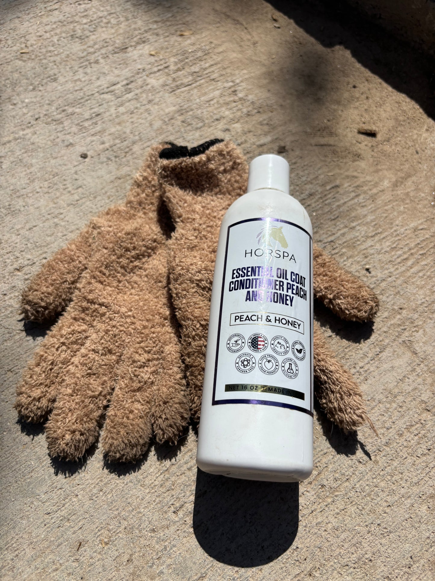 Bundle Essential Oil Coat Conditioner Peach 8 oz and Honey with 1 pair HOT CLOTH Gloves